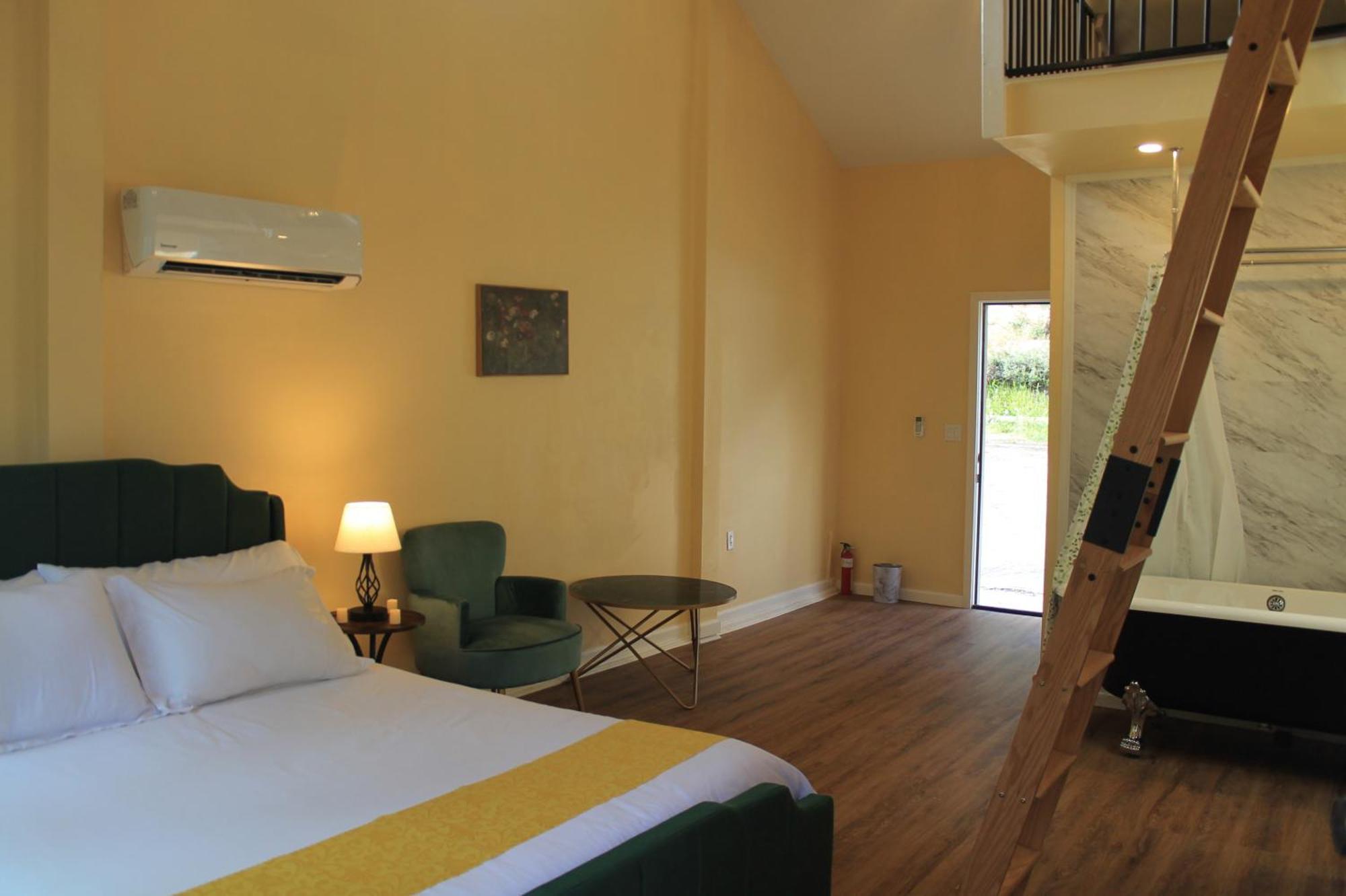 קרנוויל Quiet Mind Lodge, Spa & Retreat Sequoias מראה חיצוני תמונה